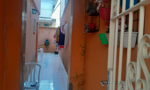 Sobrado próximo ao Shopping