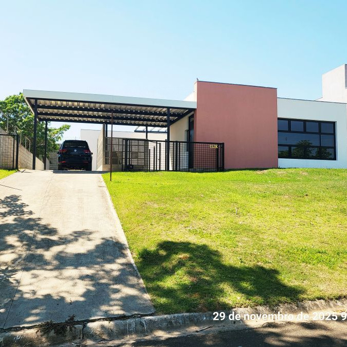 Casa térrea Condomínio Bothânica ITU-SP